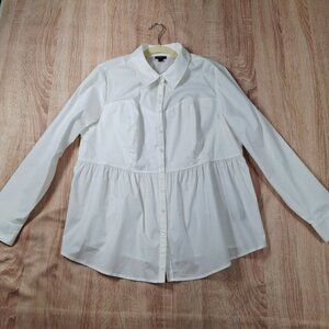 Torrid Plus 1X Peplum Sweetheart Button Down White Shirt Blouse Smocked Shaped